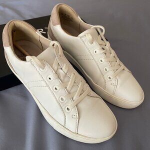 Naturalizer White Leather "Morrison" Sneaker Size 7M